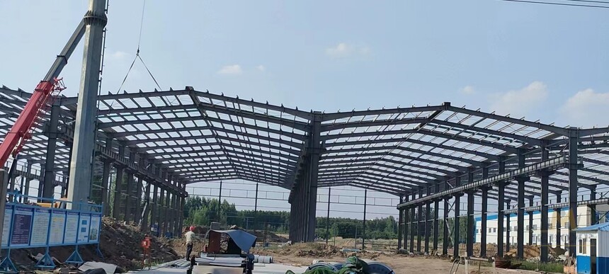 Pre-Engineered Heavy Steel Building