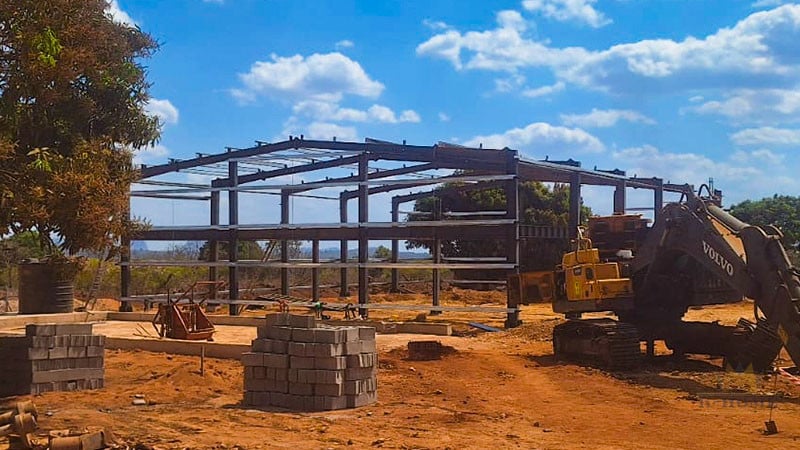 steel-structure-warehouse-building-in-Mozambique