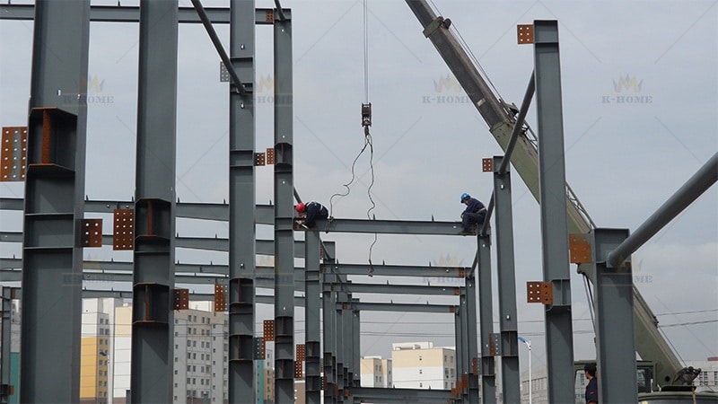 Строительные работы, подъем и монтаж стальных каркасных конструкций