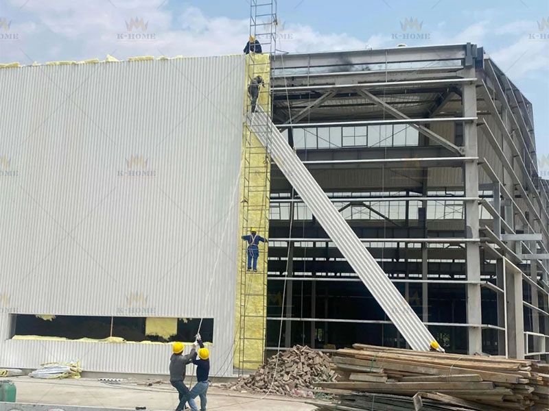 On-site assembly of Prefabricated Steel Structure Solutions