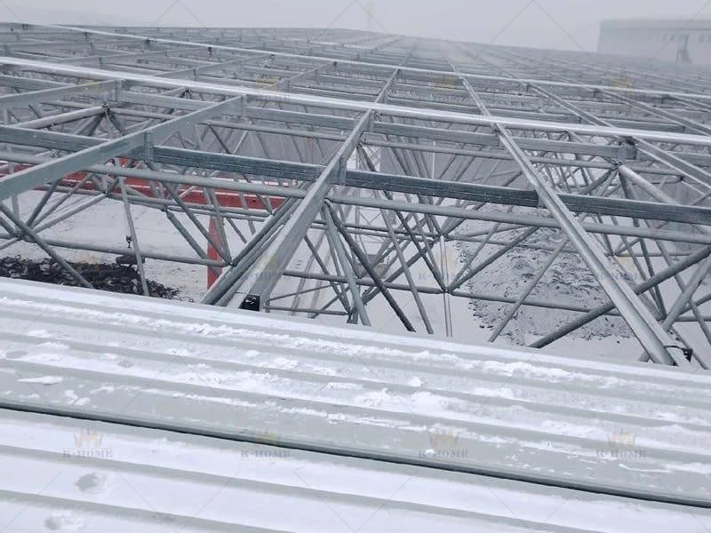 Snow Load on Steel Frame Structure