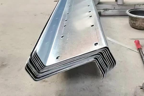 Z type purlins